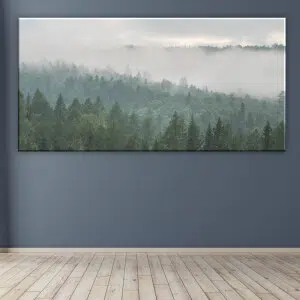 Tableau montagne dans le brouillard. Bonne qualité, original, accrochée sur un mur dans un salon