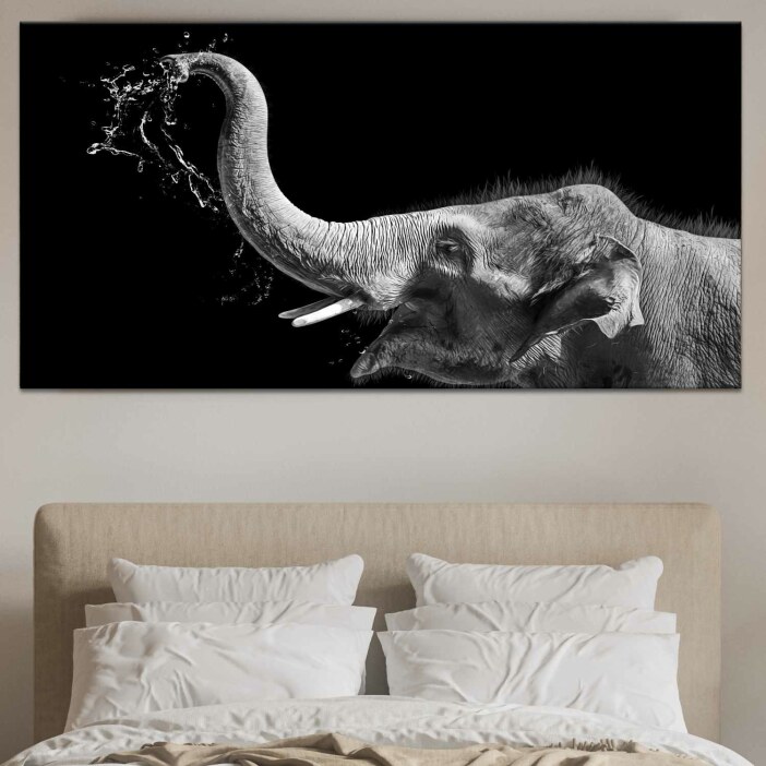 Tableau éléphant jouant avec de l'eau