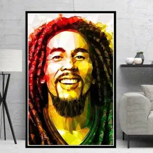 Tableau Bob Marley auto portrait. Bonne qualité, original, accrochée sur un mur a coté d'un canapé dans un salon