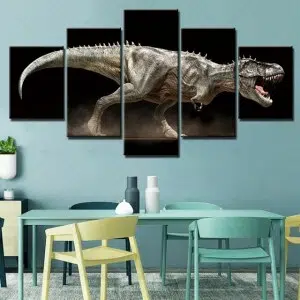 Tableau dinosaure t-rex dans la nuit. Bonne qualité, original, accrochée sur un mur au dessus d'un e table dans un salon