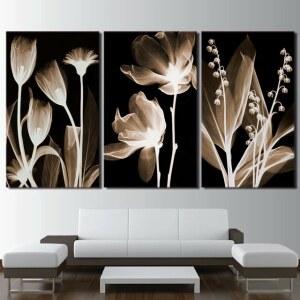 Tableau scandinave fleur style radiographie. Bonne qualité, original, accrochée sur un mur au dessus d'un canapé dans un salon
