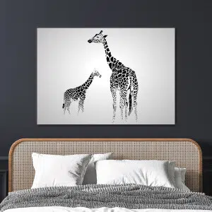 Tableau Girafes effet pochoir. Bonne qualité, original, accrochée sur un mur au-dessus d'un lit dans une maison