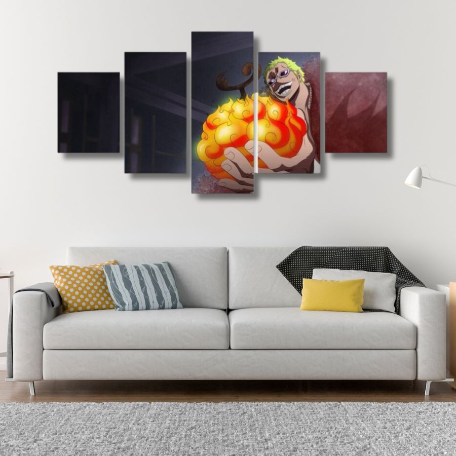 sur fond blanc , un tableau de 5 pièce, représentant, doflamingo, l'un des personnages de one piece en plein éclat de rire sur un mur gris avec un canapé dessous.